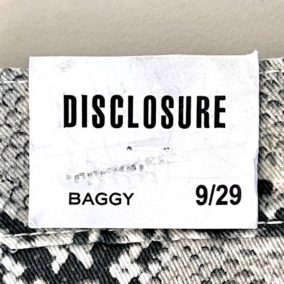 Disclosure Jeans Size 9/29 Snake Print Baggy High-Waisted Relaxed Fit NWT's - Picture 4 of 8